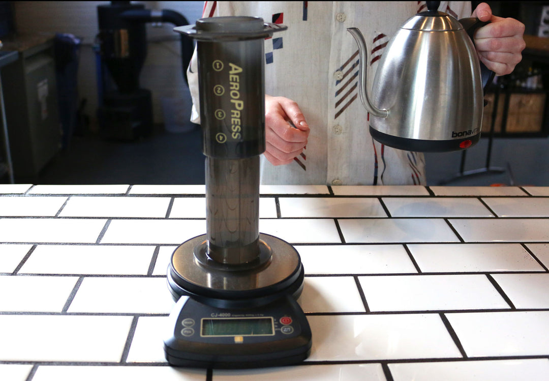 Getting weight of Aeropress - Nossa Familia Coffee