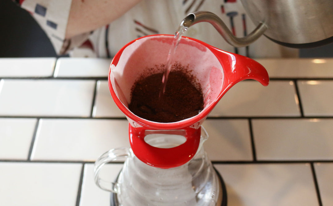 Pour Over Coffee How to - Nossa Familia