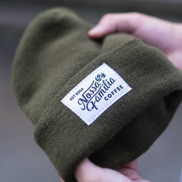 Olive Nossa Familia Beanie Detail